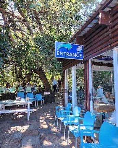 The Beach Break Café
